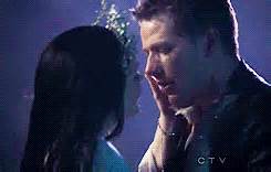 Once Upon A Time Snowing Snowcharming Marydavid Because Their Kissing Is A Force
