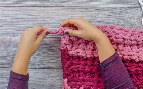 Diy Blanket Finger Knitting Finger Knitting Finger Crochet Hand