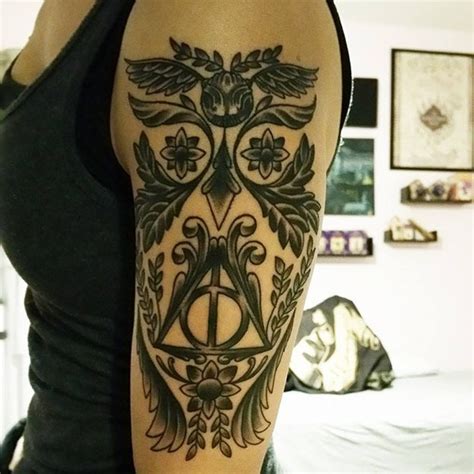 A confermarlo è stefan dinu, tattoo artist di london inkaholics, che dichiara di aver riprodotto in versione tattoo migliaia di versioni dei vari monumenti famosi. Harry Potter: i tatuaggi più stravaganti (FOTO) - Blog di ...