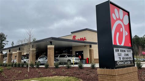chick fil a opens on highland colony