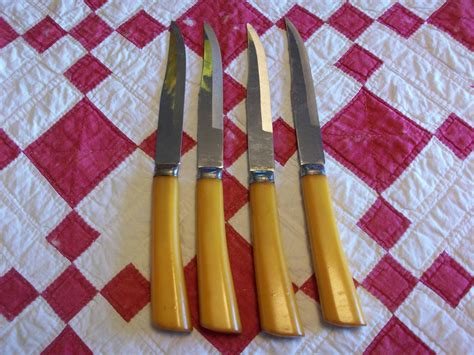 Reduced 4 Vintage Regent Sheffield England Stainless Steel Knives