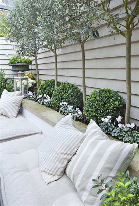 Here Are 7 Deck Ideas If You Have A Small Garden