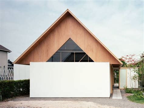 Logged in with {{ login_id.substr(0, 30) }}{{ login_id.length > 30 ? お部屋のアイデア見つけたよ! ザ・家の形「三角屋根」 | 三角 ...