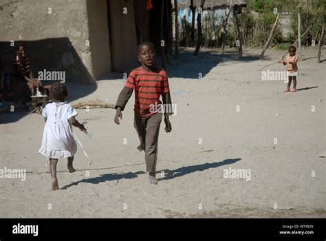 Young Children Playing Mwande Zambia Stock Photo Alamy