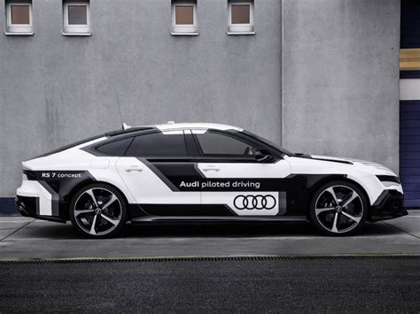 Audis Self Driving Car Hits 150 Mph On An F1 Track Wired
