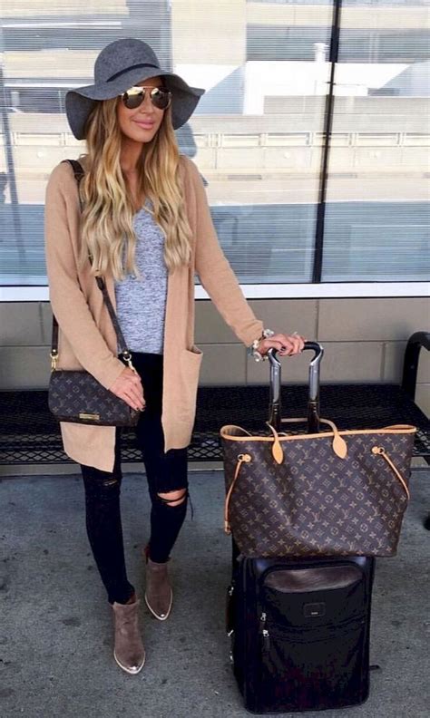 Comfy Airplane Outfits Ideas For Women BiteCloth Summer Airplane Outfit Airplane