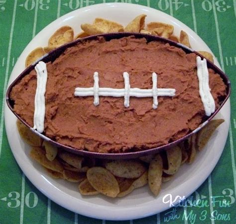 5 Must Haves For Throwing A Game Winning Football Party The