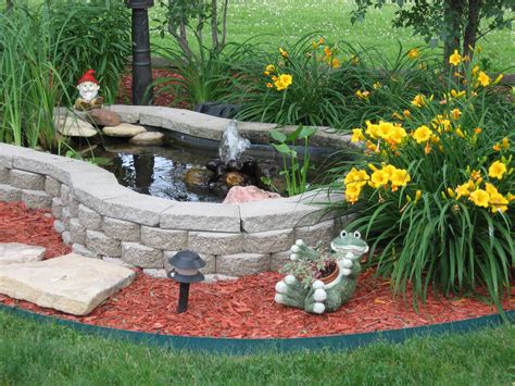 Tips For Building Ponds In Your Backyard With Images Fish Ponds