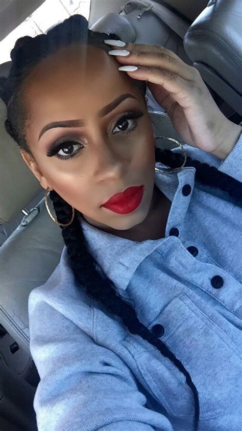 Tiene 4 colores de iluminadores en polvo que. Red lips ruby woo prettygyrlangie cornrows | Red lipsticks ...