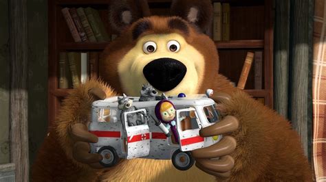 Masha And The Bear Ambulance Playset From Simba Youtube