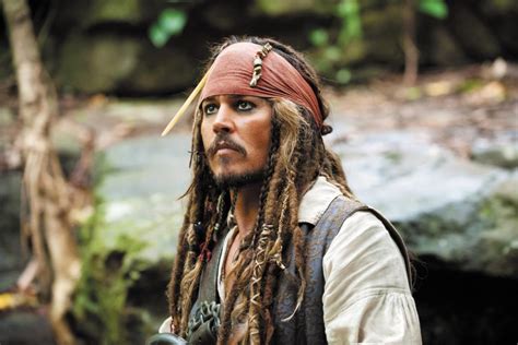 johnny depp returns as captain jack sparrow to surprise 11 year old superfan