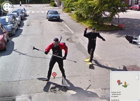 Hilarious Images Caught On Google Maps Street View Photos Funny Things