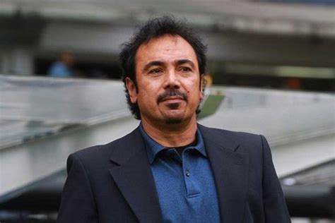He is portrayed by gabriel sloyer. Hugo Sánchez: "Quiero el banquillo del Real Madrid"