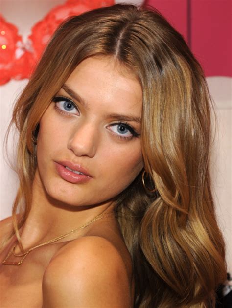 Beauty Lessons We Learned This Year From Victoria S Secret Models Glamour
