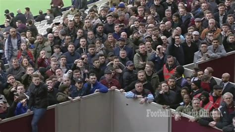 West Ham Fans Invade Pitch And Confront Players And Scare Away Board Youtube