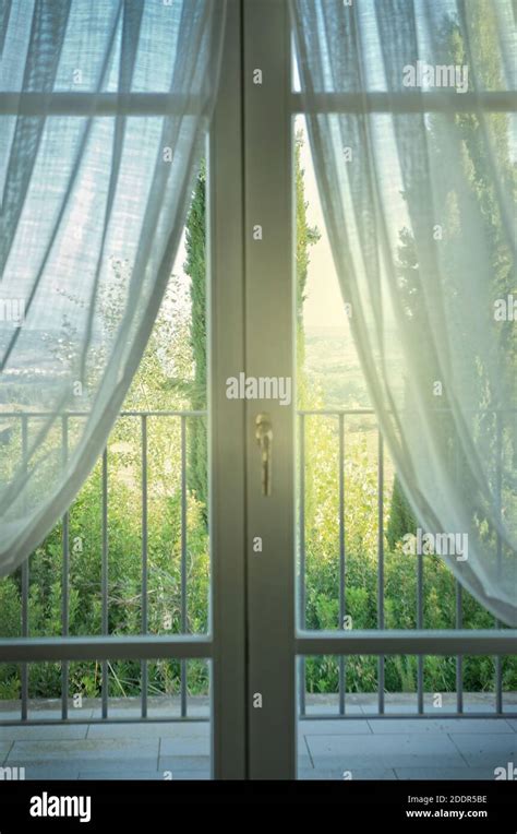 Closed Curtains Hi Res Stock Photography And Images Alamy