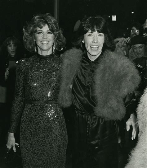 Jane Fonda And Lily Tomlin Reveal The Secrets Behind Their 35 Year Friendship Closer Weekly
