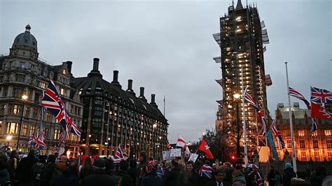 El reino unido (en inglés, united kingdom), oficialmente reino unido de gran bretaña e irlanda del norte (en inglés, united kingdom of great britain and northern ireland) o de forma abreviada ru (en. Mexicanos podrán seguir viajando a Reino Unido sin visa ...