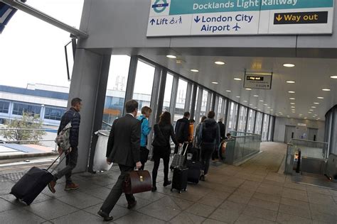 London City Airport Sets Record As Tourists Boost Numbers London
