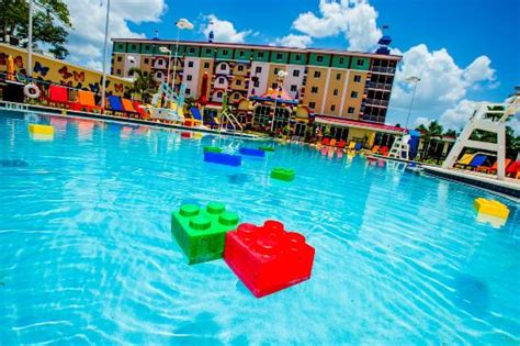 Family fun vacation spot for the whole family!!! LEGOLAND Hotel pool - Picture of LEGOLAND Florida Hotel ...