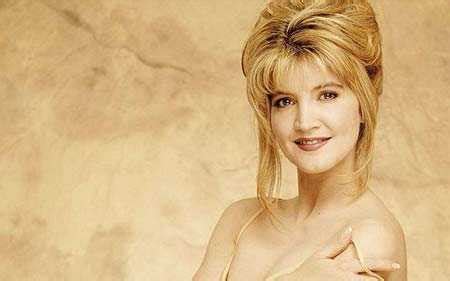 Crystal Bernard Nude Pictures That Are Appealingly Attractive