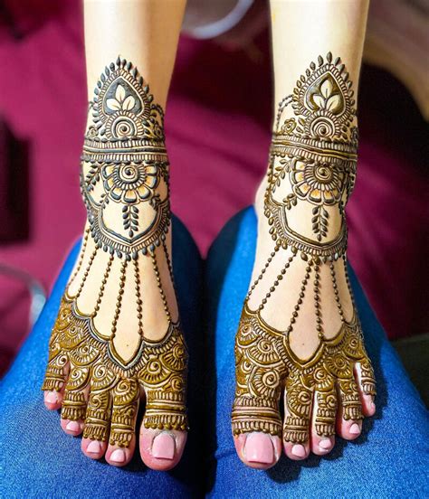 Henna Mehndi Designs For Legs