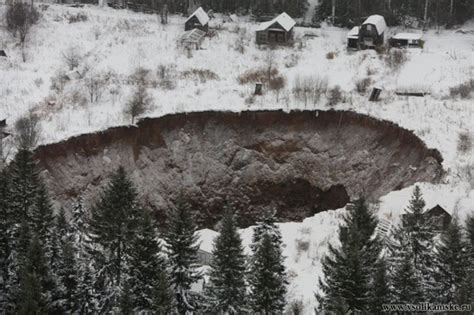 Giant Sinkhole Found Near Solikamsk In Perm Region · Russia Travel Blog