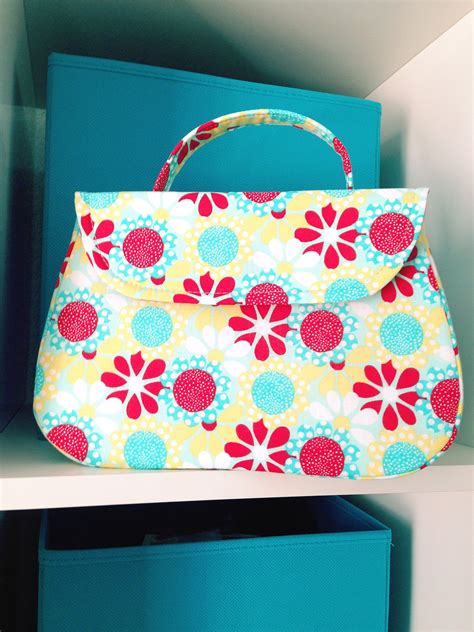 Pdf handbag patterns free printable. Mabel Vintage Handbag - Swoon Sewing Patterns
