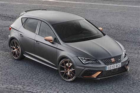 SEAT Leon Cupra R sells out in UK | Carbuyer
