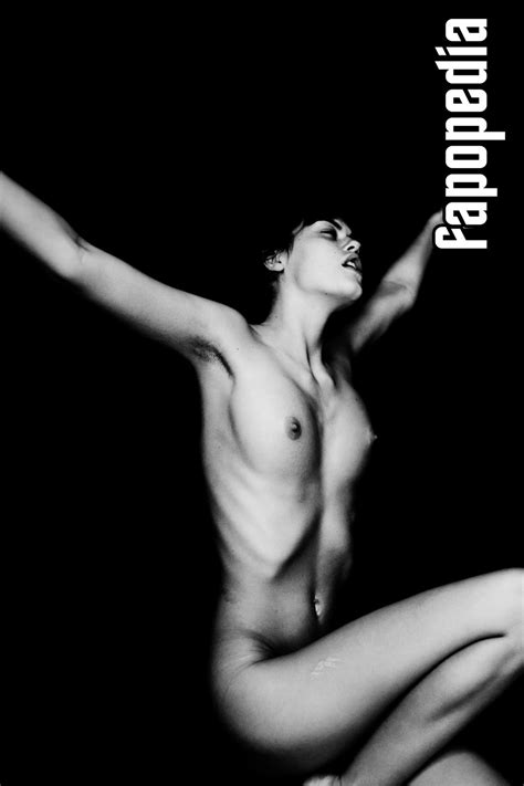 Ashton Flutey Nude Leaks Photo Fapopedia
