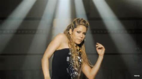 Shakira Did It Again Album Cover