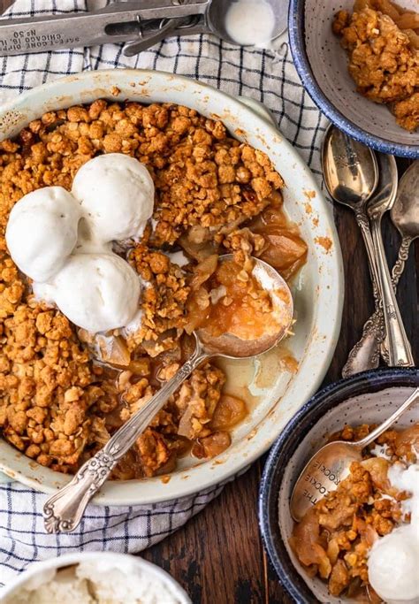 This is the best apple crisp recipe i have ever tried. Easy Apple Crisp Recipe with Homemade Apple Crisp Topping ...