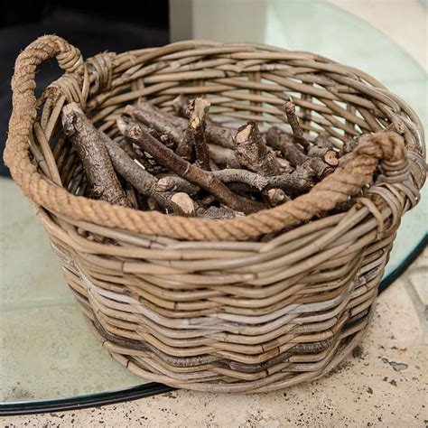 Neither the bucks nor the suns have much finals history to speak of. Kindling Basket with Rope Handle - Harrod Horticultural