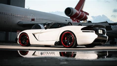 Custom Dodge Viper Hot Cars American Auto Wheel And Tire Packages