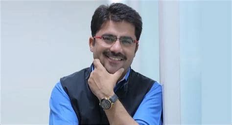 He hosted the debate show dangal on aaj tak. Rohit Sardana - Wikipedia