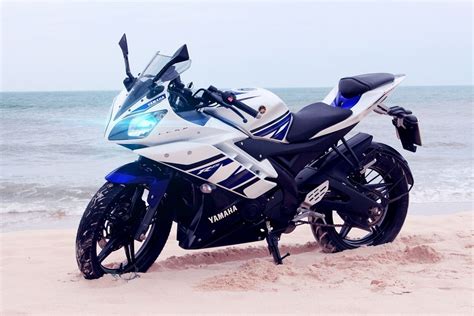 Watch 238 yamaha yzf r15 v3 images to know how yzf r15 v3 really looks. Yamaha R15 | Yamaha R15 v2 Wallpapers| india | Price ...