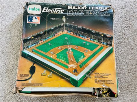 Old Vtg 1969 Tudor Electric Major League Baseball Game Toy With