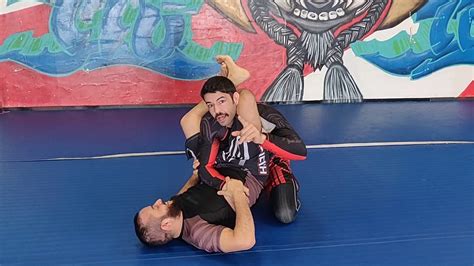 The Best Triangle Choke Defense En Espanol Youtube