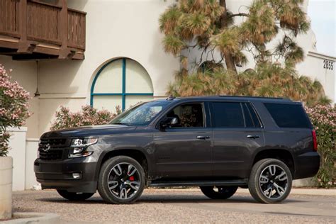2018 Chevrolet Tahoe Rst Photo Gallery
