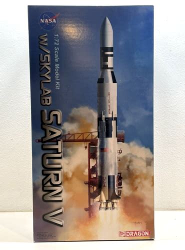 Dragon Saturn V Rocket With Skylab 172 Plastic Model Kit 11021 New