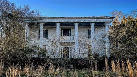 Beautiful Abandoned Pre Civil War Southern Farm House In Georgia Youtube