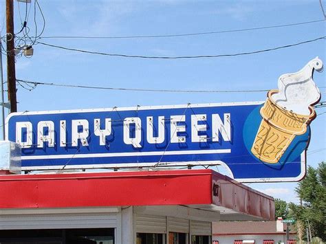 Old School Dairy Queen Sign By El Cobrador Via Flickr Dairy Queen