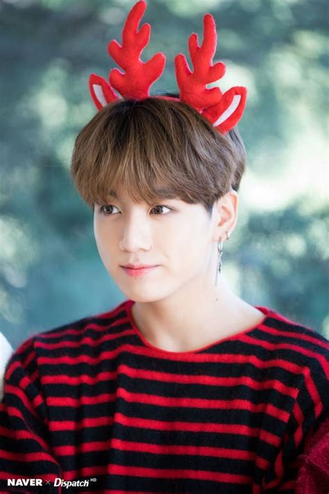 Naver X Dispatch Btss Jungkook Christmas Pictures 181130 Bts