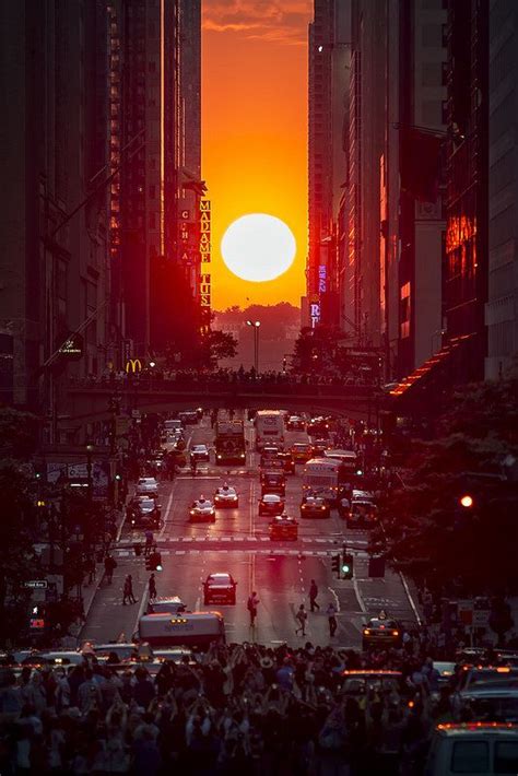 Manhattanhenge Nyc Is One Of Those Phenomenons I Really Want To See