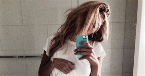 Gigi Hadid Posts Sexy Selfie To Instagram Photos Gigi Hadid S