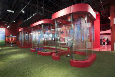 Kuda hitam liga primer inggris, west bromwich albion, telah memastikan bahwa mereka tidak bisa menggunakan tenaga claudio yacob untuk pertandingan melawan. » The Manchester United Experience Retail by HEAD ...