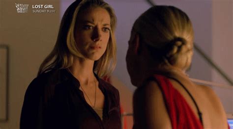showcase blog linda hamilton guest stars in an all new episode of lost girl sunday at 9 et pt