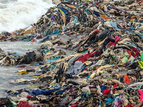Shocking Photos Show Western Fast Fashion That Pollute African