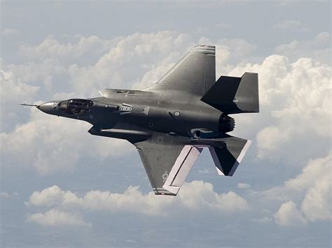 Lockheed Martin F 35 Lightening Ii Joint Strike Fighter Photograph By L