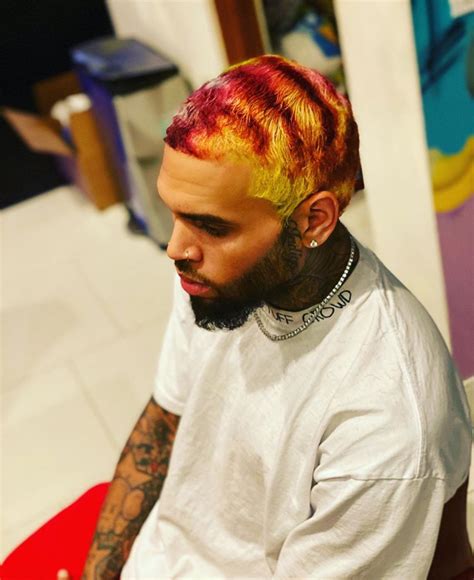 In a phone interview with atlanta radio station hot 107.9, breezy chatted about his blonde ambition and gave a simple explanation for the new do. Chris Brown Unveils New Rainbow Coloured Hair - BlacGoss